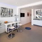 Modern Frontline Puerto Banus Apartment M2