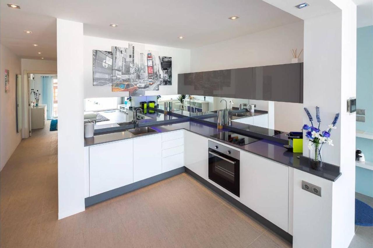 Apartment Modern Frontline Puerto Banus M2 Marbella