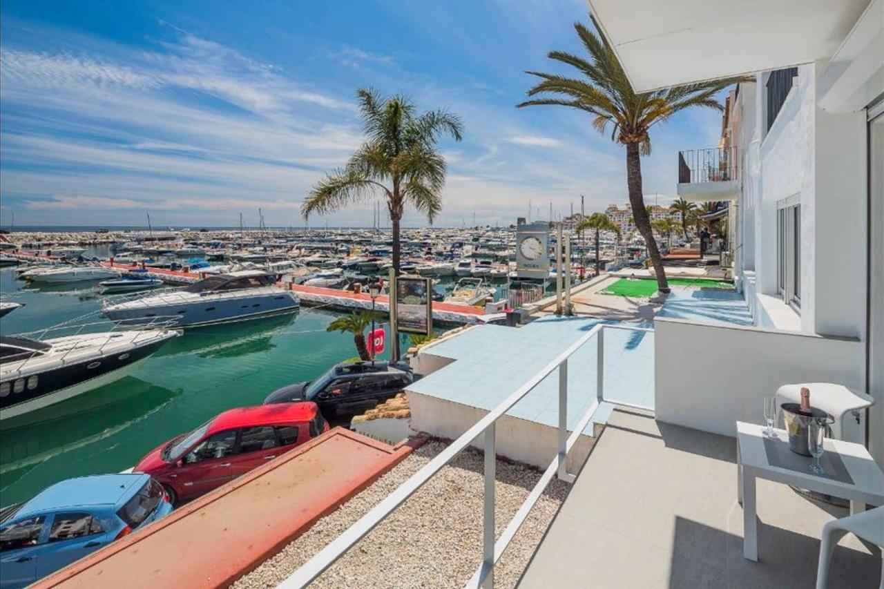 Apartment Modern Frontline Puerto Banus M2 Marbella